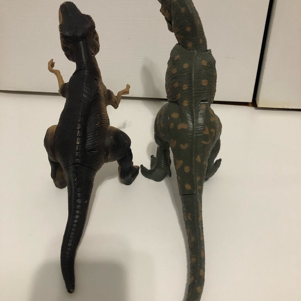 Dinosaur Figurine Set of 2. They roar - Picture 7 of 7
